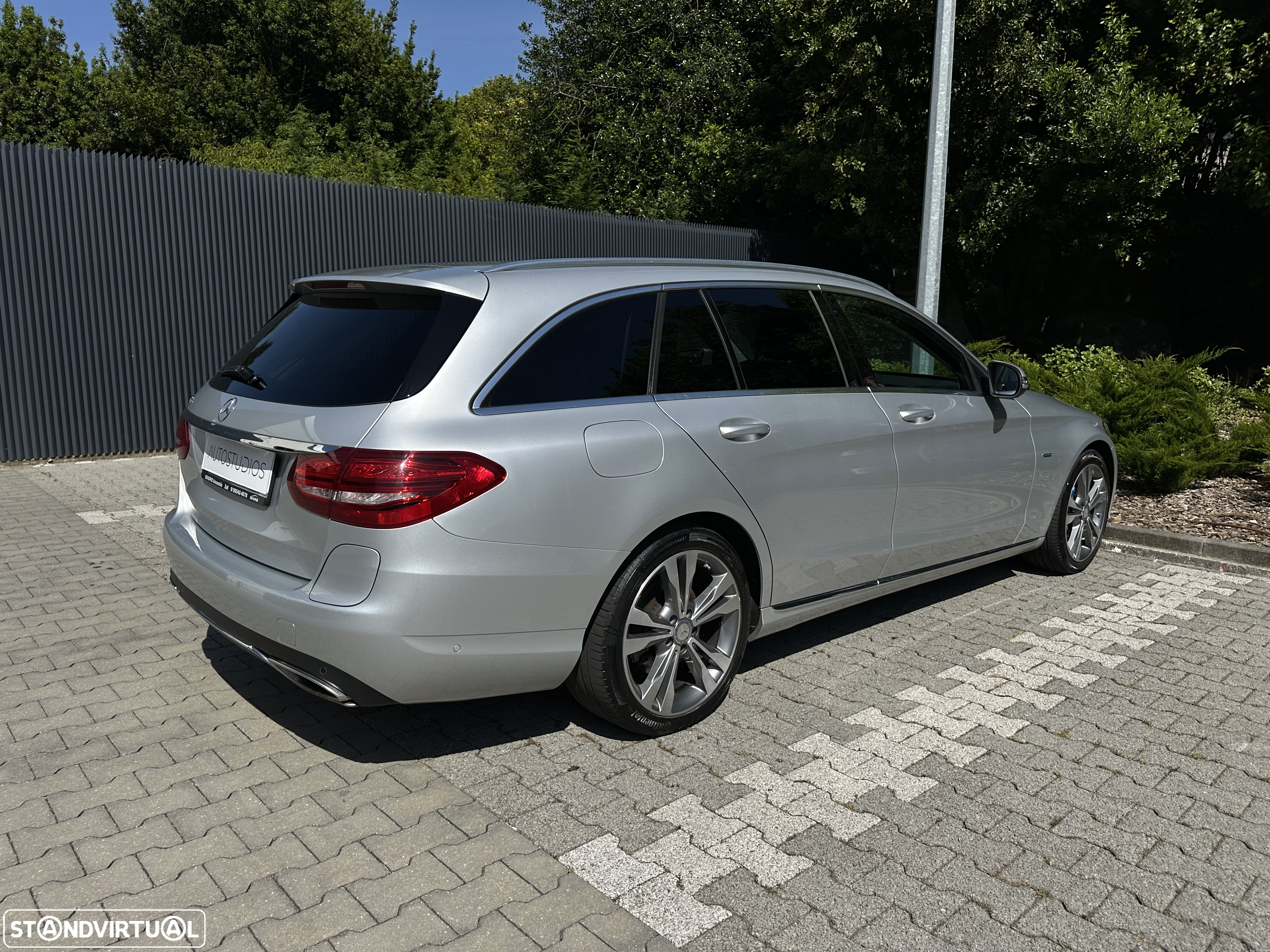 Mercedes-Benz C 350 e - 16