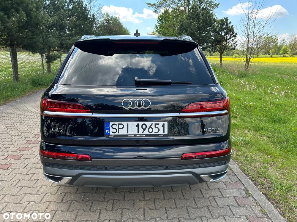 Audi Q7 - 8