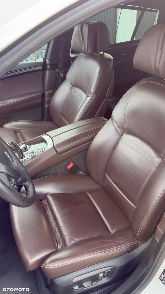 BMW Seria 5 535d xDrive Luxury Line - 18