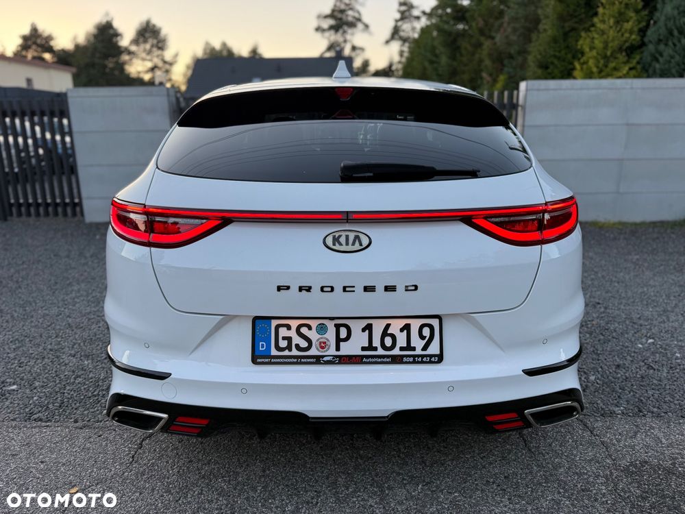 Kia ProCeed - 7