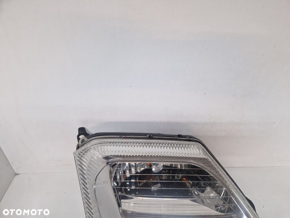 CITROEN C2 LAMPA PRAWA PRZÓD PRZEDNIA EU 9680128180 - 4