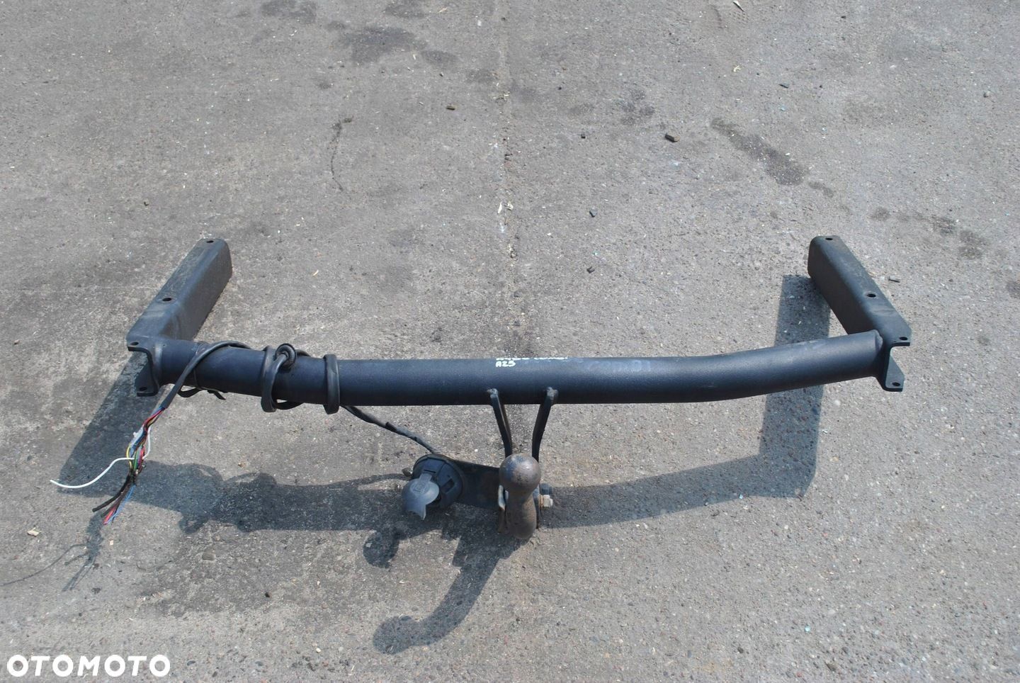 HAK HOLOWNICZY AUDI A4 B6 B7 COMBI - 1