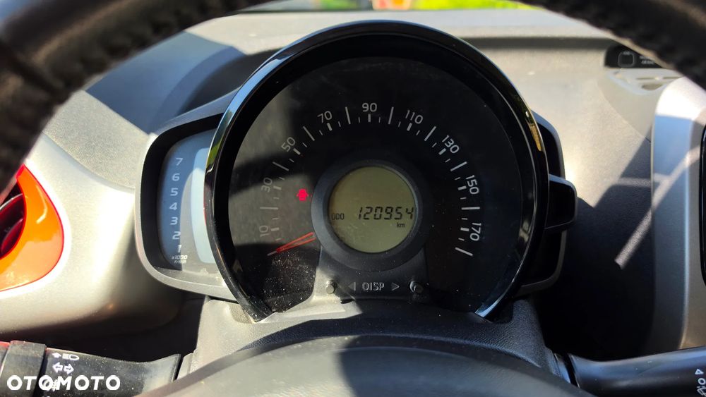 Toyota Aygo x-play touch - 23