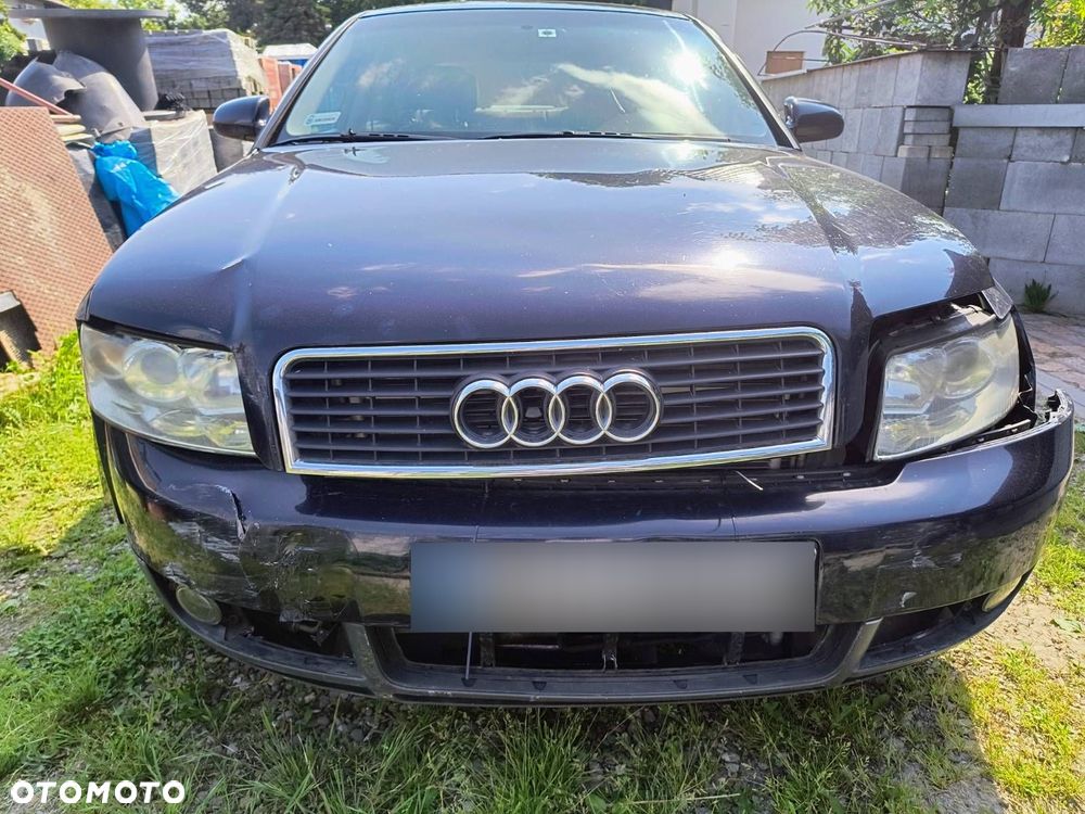 Audi A4 Limousine - 10