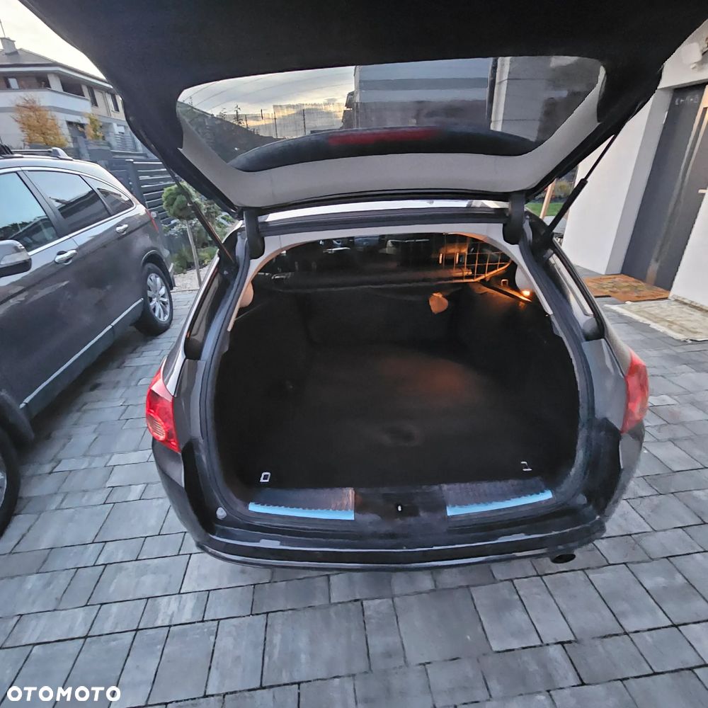 Honda Accord 2.0 Executive - 11