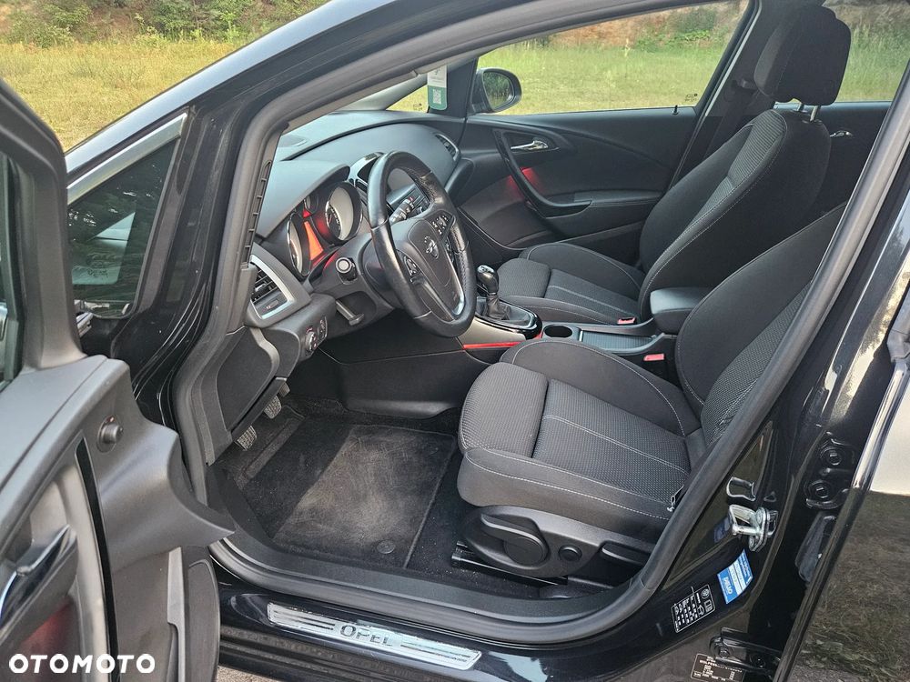 Opel Astra 2.0 CDTI Exklusiv - 20