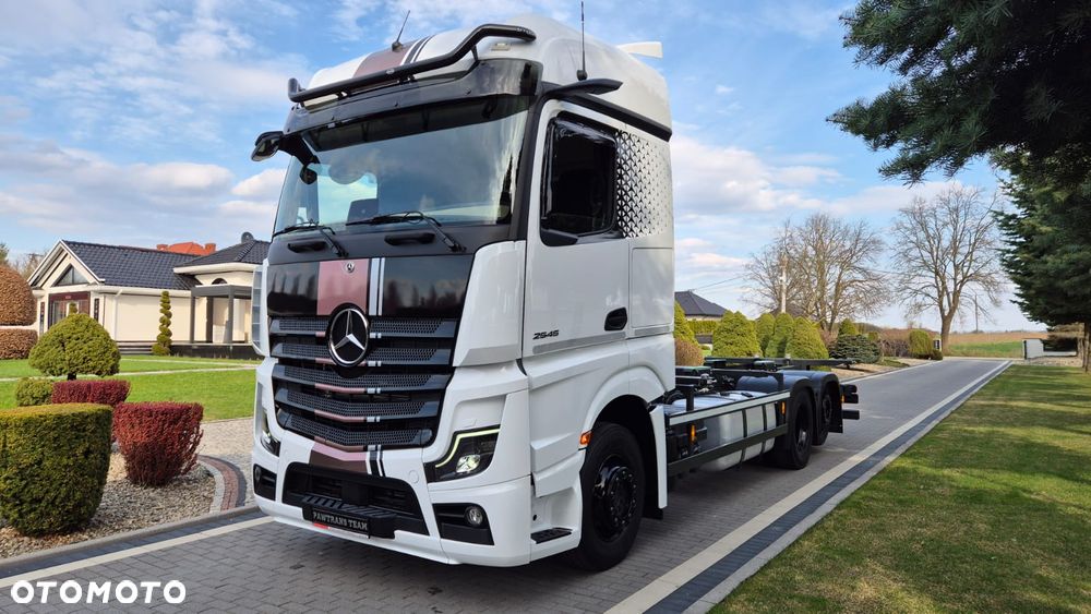 Mercedes-Benz MERCEDES-BENZ///ACTROS/// BIG SPACE///2022///BDF/// NOWY///NIE UŻYWANY/// JEDYNE 12 TYŚ KM///SALONKA/// KAMERY///VIRTUAL COCPIT///FULL LED///STAN JAK NOWY. - 1