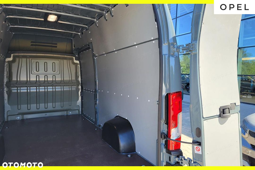 Opel Movano Heavy L4H3 AT8 2.2 180KM - 9