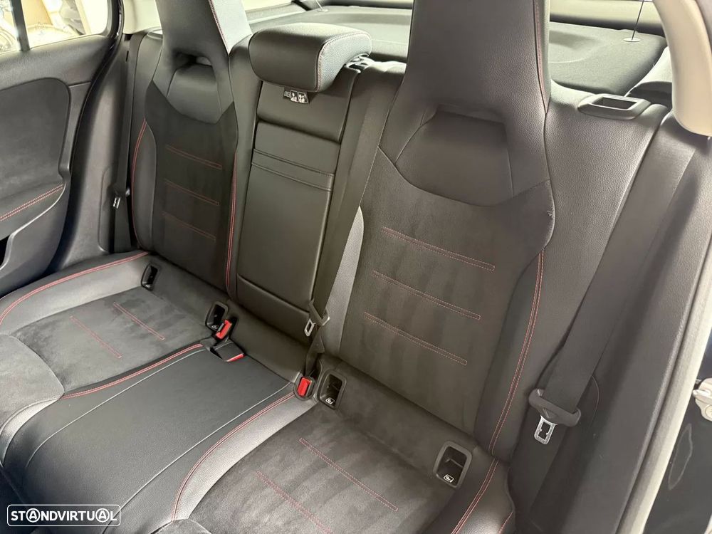 Mercedes-Benz A 160 AMG Line - 56