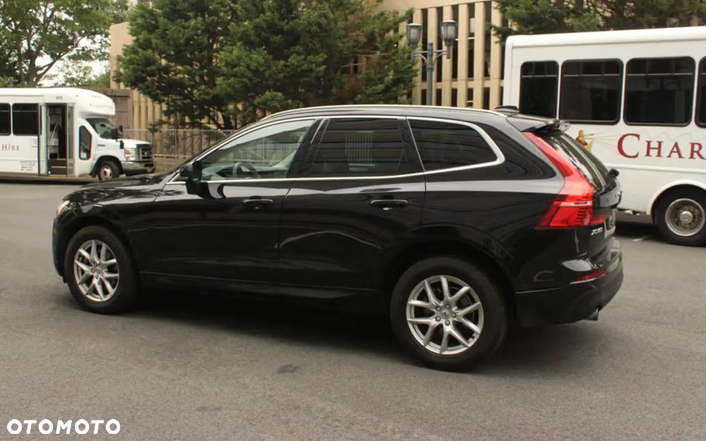 Volvo XC 60 T5 AWD Geartronic Momentum - 9