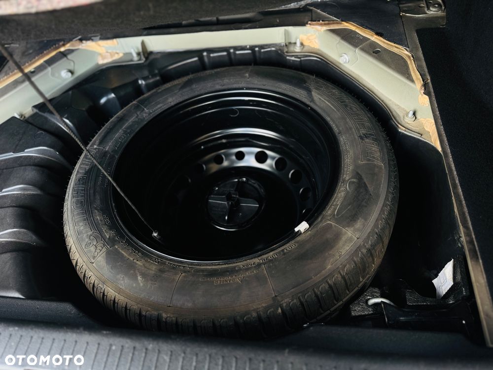 Renault Scenic 1.5 dCi Energy Limited EDC EU6 - 12