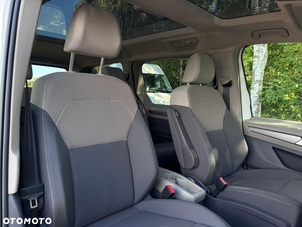 Volkswagen Multivan - 20