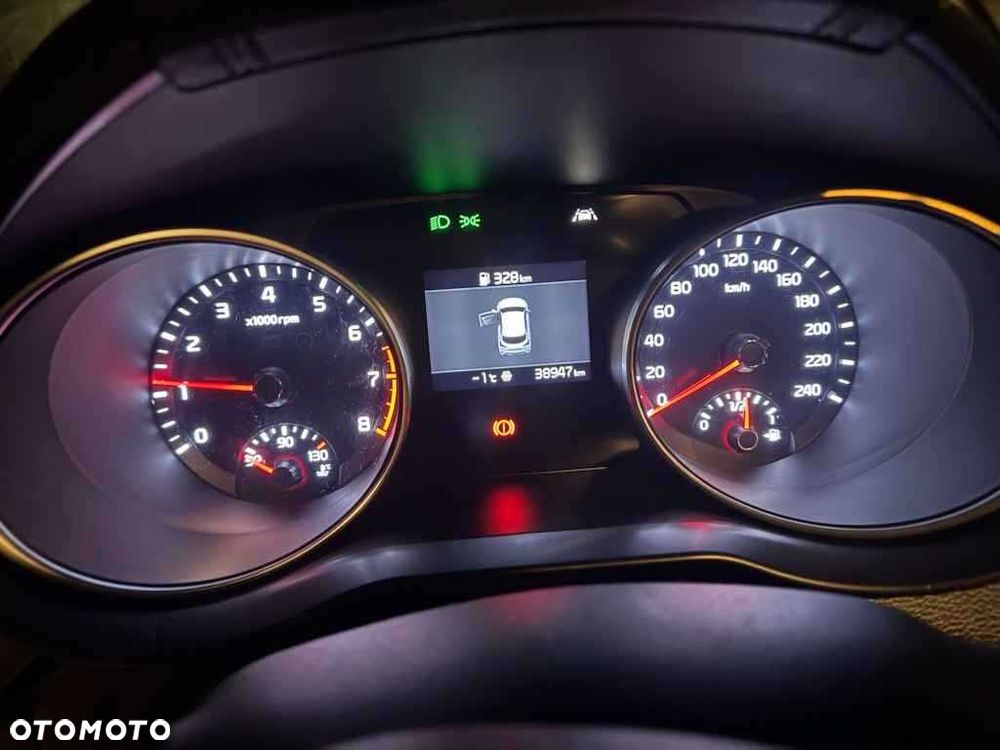 Kia XCeed - 7