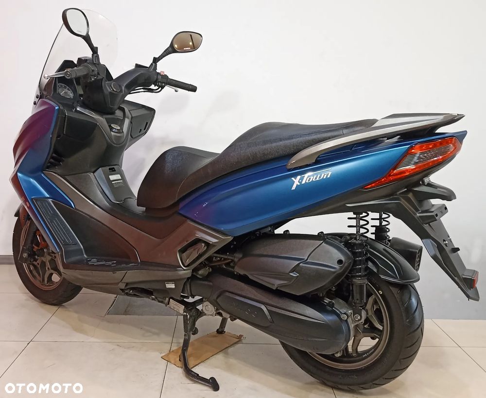 Kymco X-Town - 4