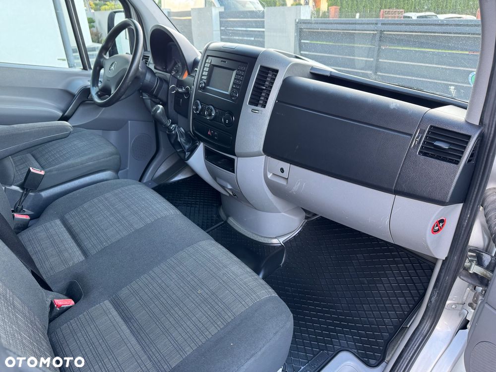 Mercedes-Benz Sprinter 216 CDI - 21