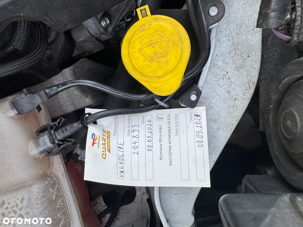 Ford Kuga 2.0 TDCi 2x4 Titanium - 6