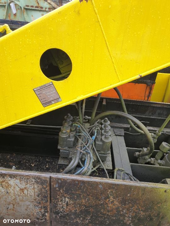 Zabudowa holownika, wciągarka hydrauliczna, żuraw przenośny, dźwig - książka UDT - 5
