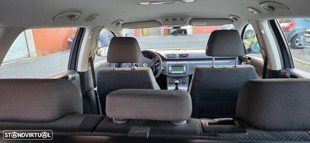 VW Passat Variant 1.9 TDI Confortline - 9