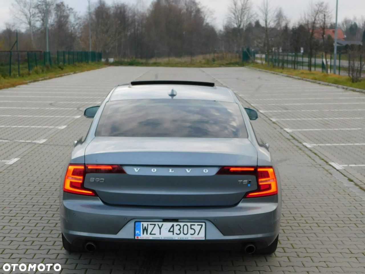 Volvo S90 - 33