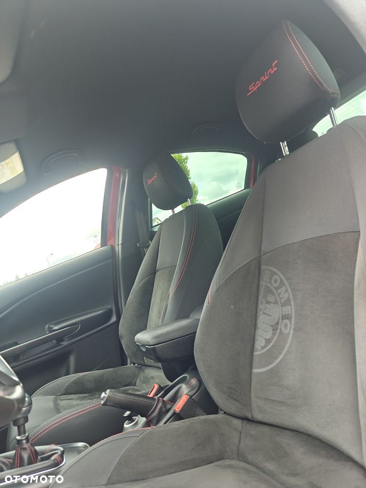 Alfa Romeo Giulietta 1.6 JTDM 16V - 27