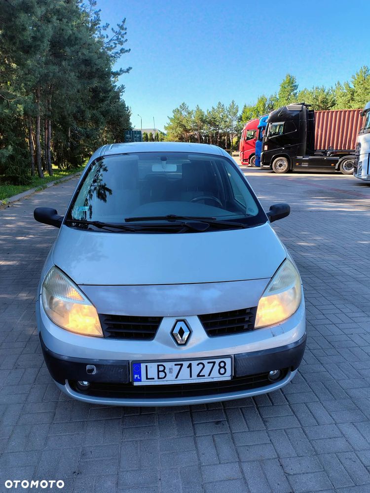 Renault Scenic - 2
