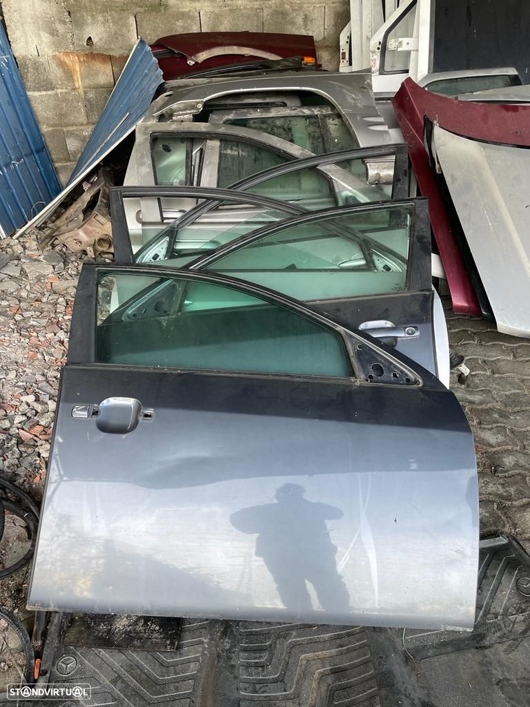 Porta frontal direita Ford Mondeo 2002-2007 - 1