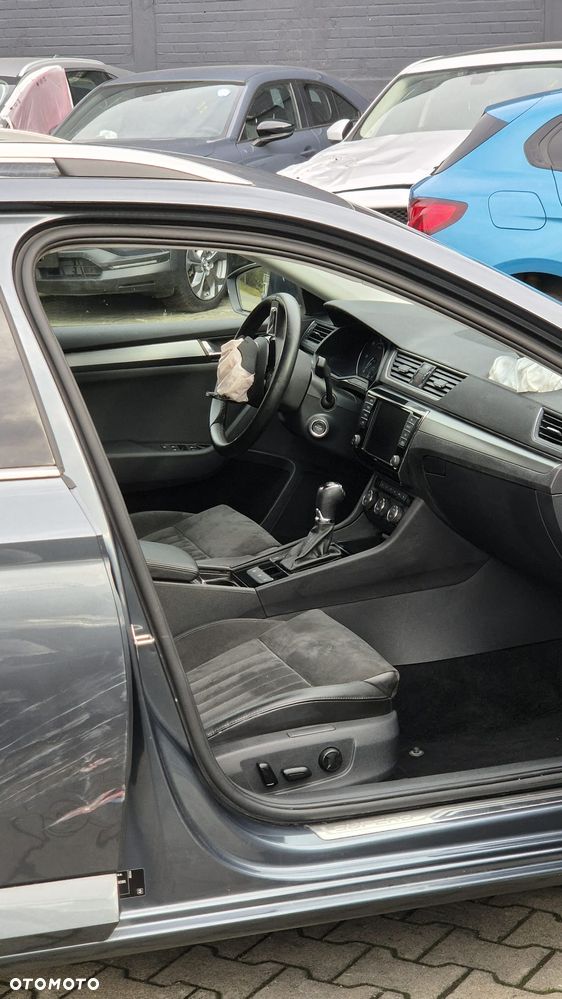 Skoda Superb 1.6 TDI DSG Ambition - 14