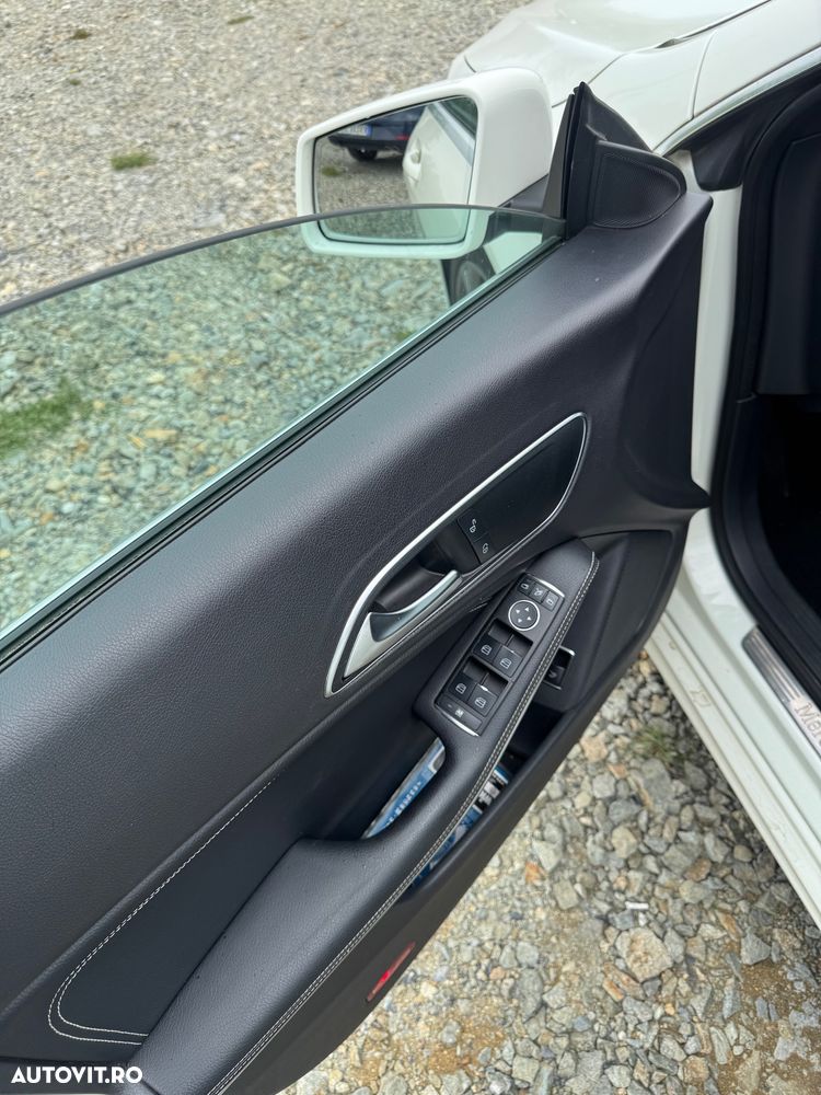 Mercedes-Benz CLA 180 - 11