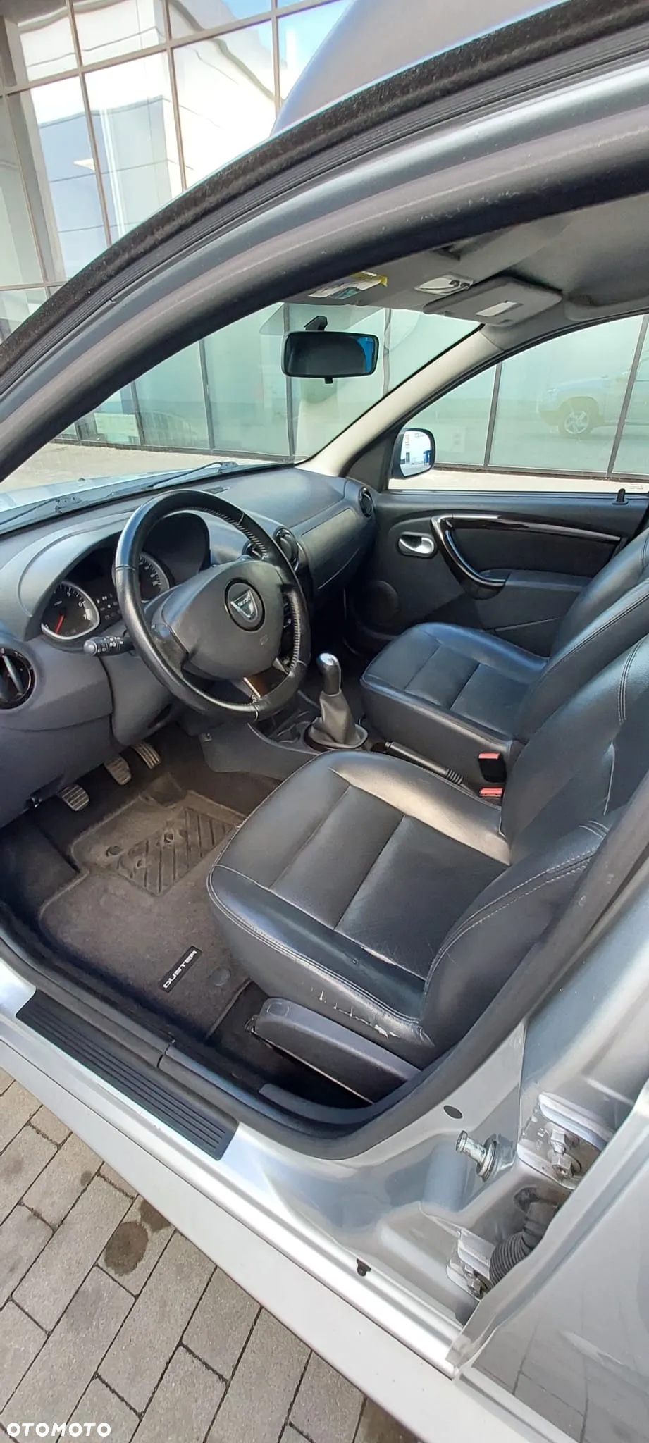 Dacia Duster 1.6 16V 4x2 Prestige - 11