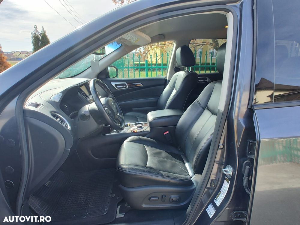 Nissan Pathfinder - 6