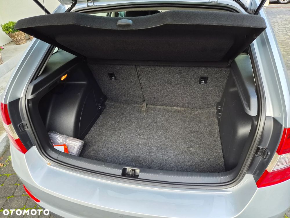 Skoda RAPID 1.2 TSI Cool Edition - 30