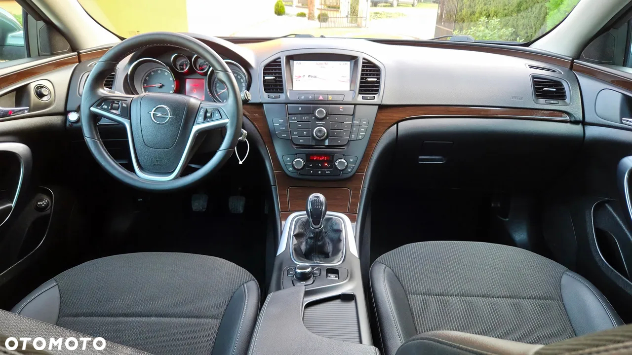 Opel Insignia 1.6 Turbo Sports Tourer Cosmo - 26