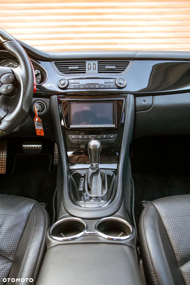 Mercedes-Benz CLS 63 AMG 7G-TRONIC - 36