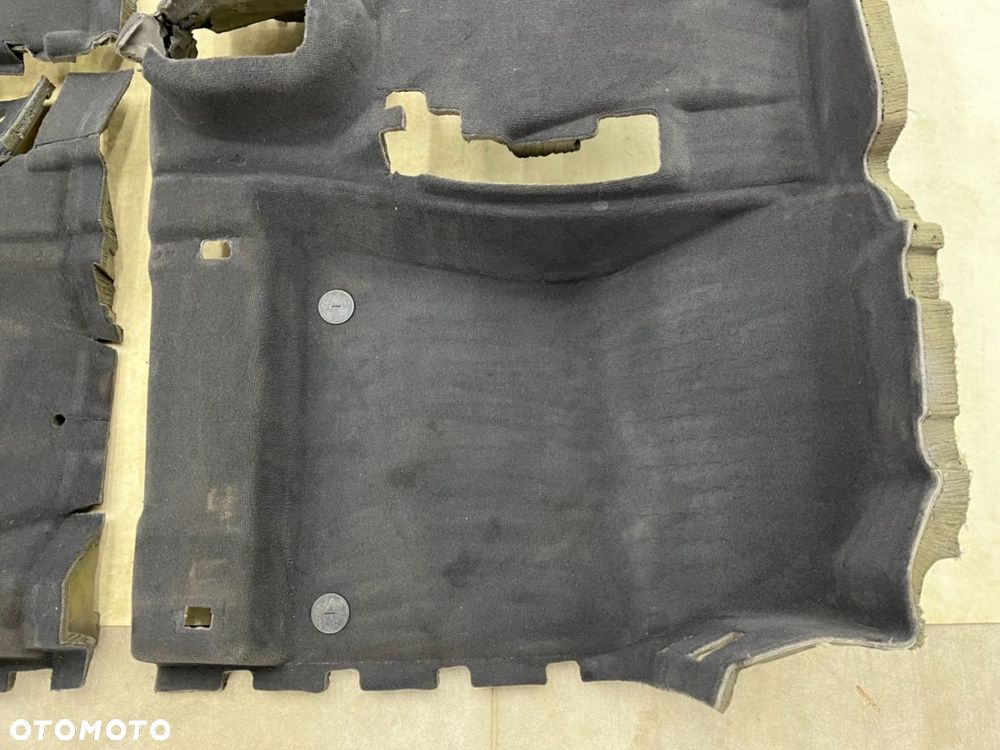 Wykładzina BMW X5 E53 99-03r. podłoga dywan mata czarna przód i tył KOMPLET - 6