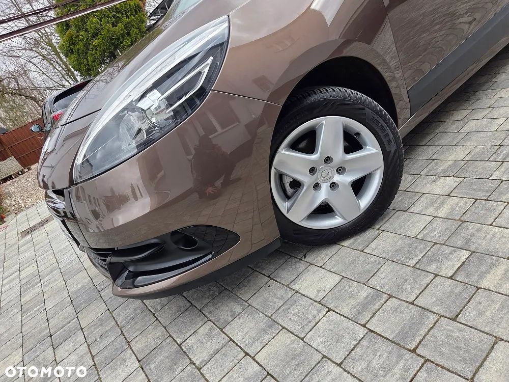 Renault Scenic 1.6 16V TomTom Edition - 26