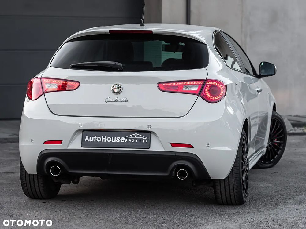 Alfa Romeo Giulietta 2.0 JTDM 20V TCT Speciale - 10