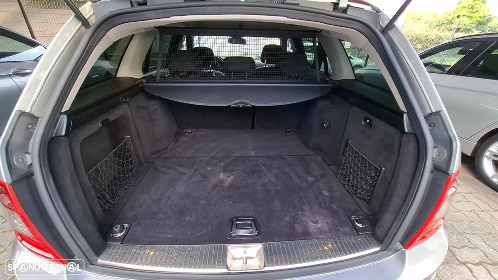 Mercedes-Benz C 220 CDi Avantgarde BlueEfficiency - 41