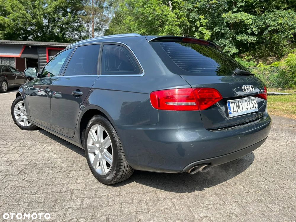 Audi A4 Avant 2.0 TDI DPF quattro - 4