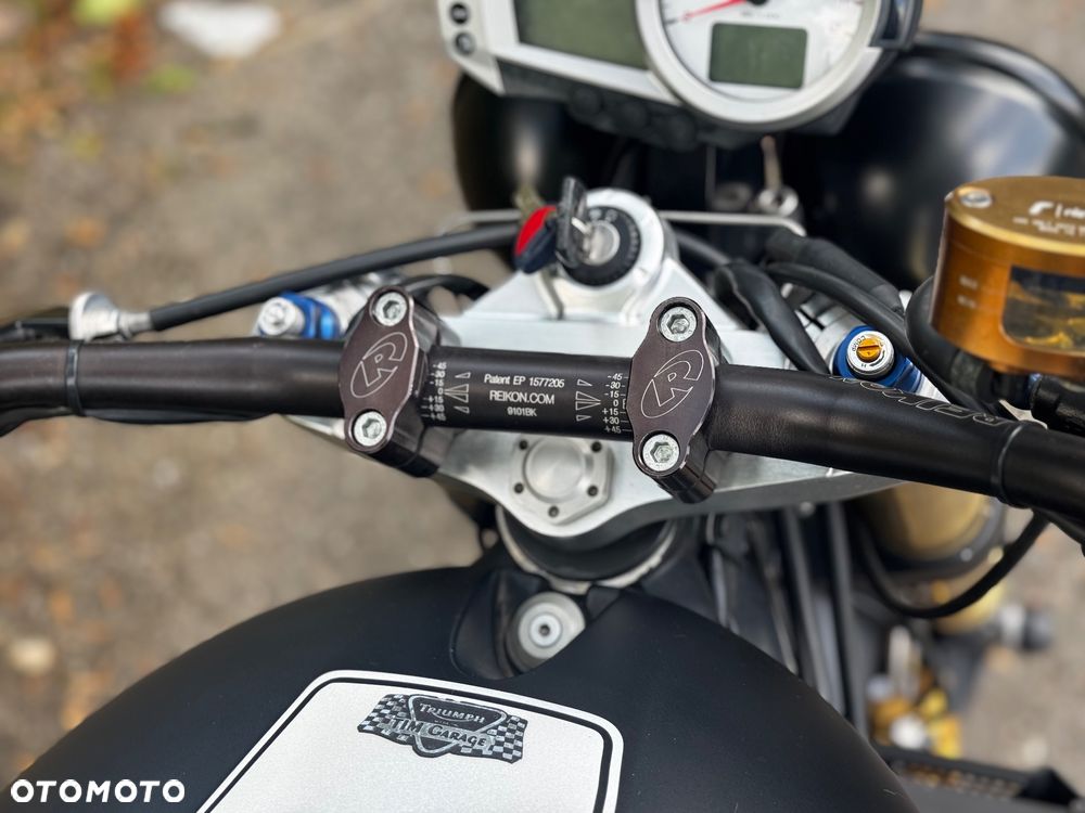 Triumph Speed Triple - 9