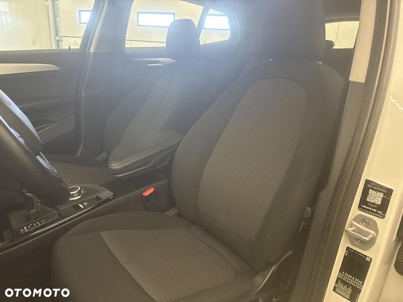 BMW X2 sDrive18i - 11
