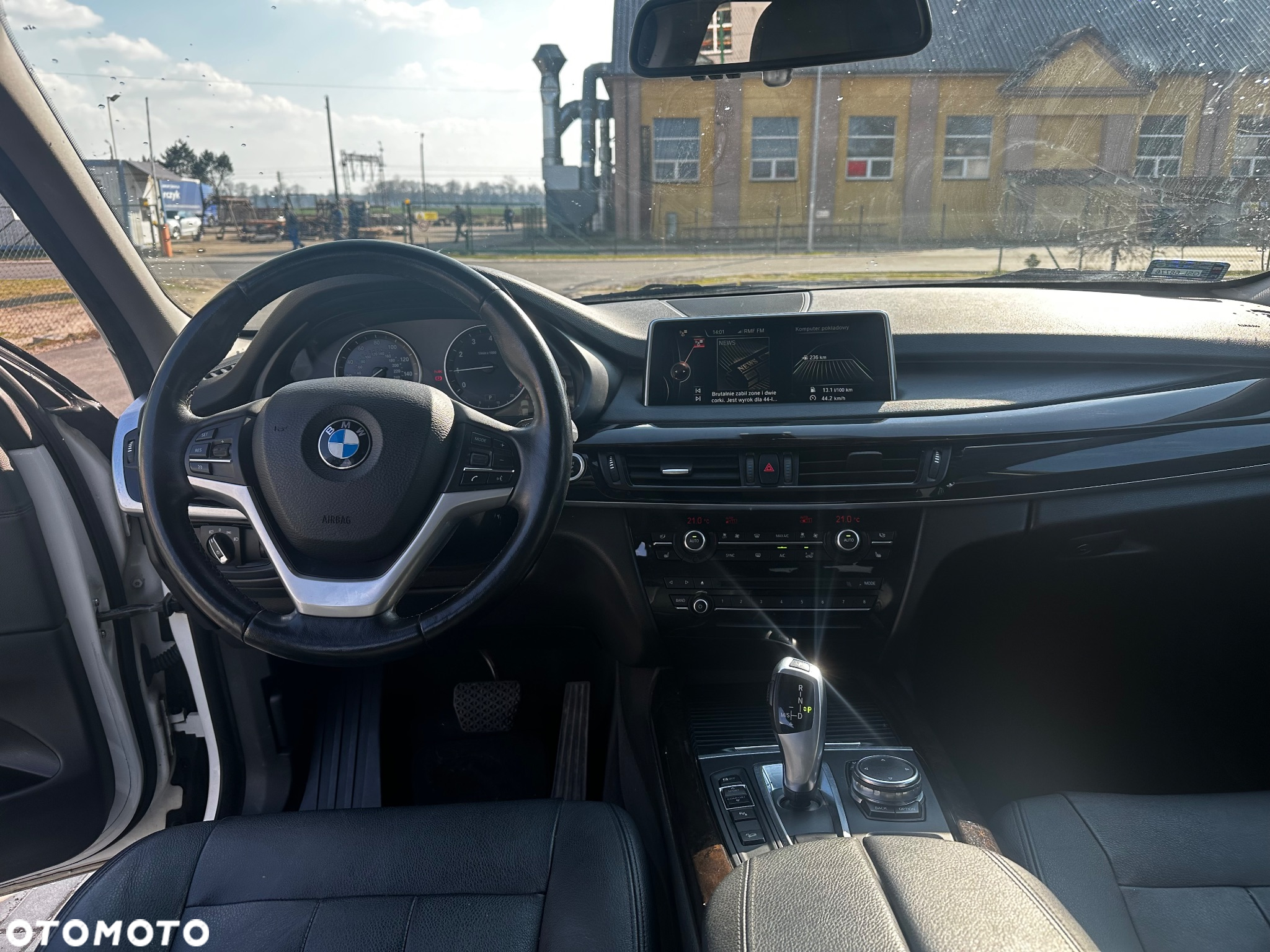 BMW X5 xDrive35i - 6
