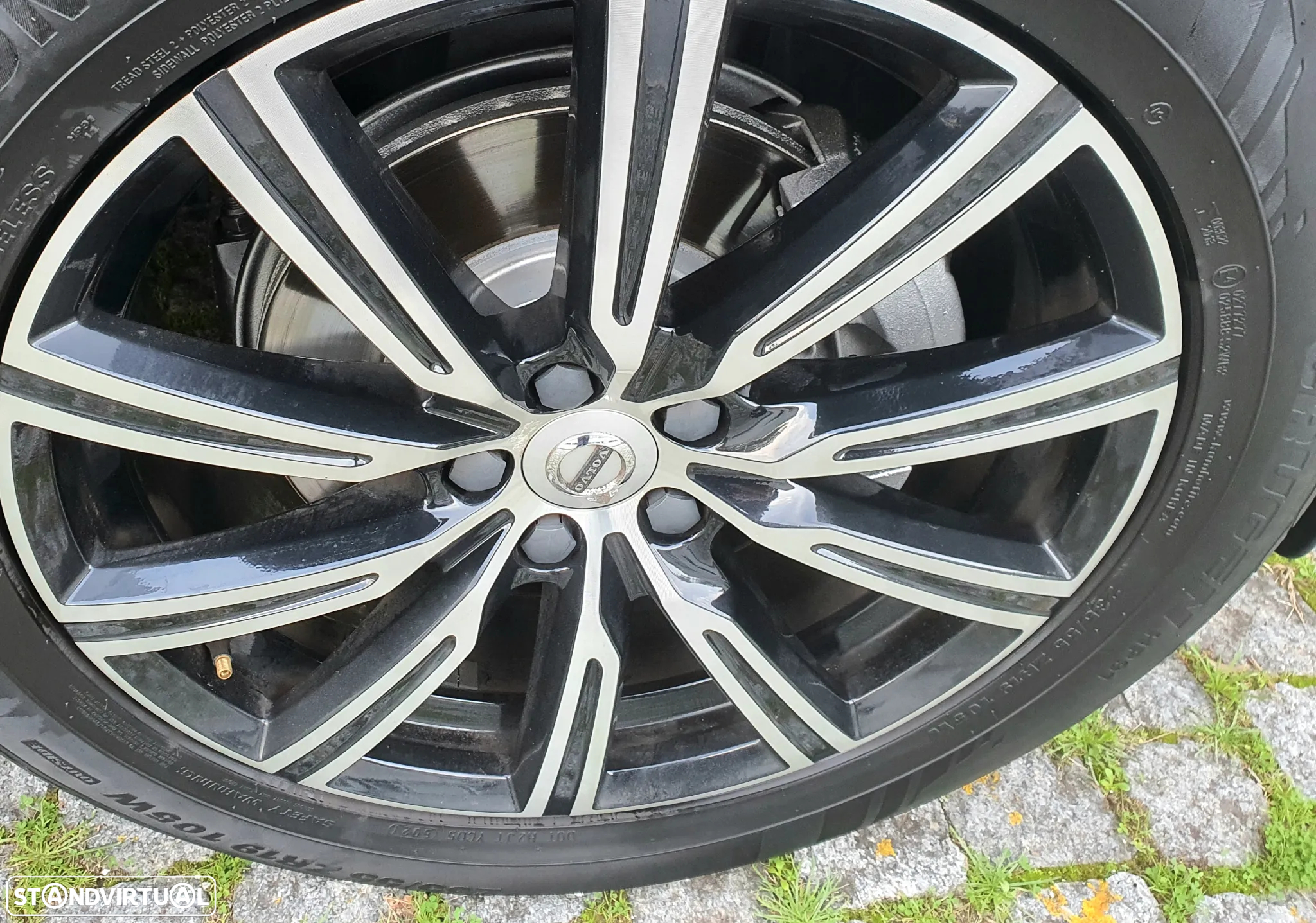 Volvo XC 60 2.0 D4 Inscription AWD Geartronic - 16