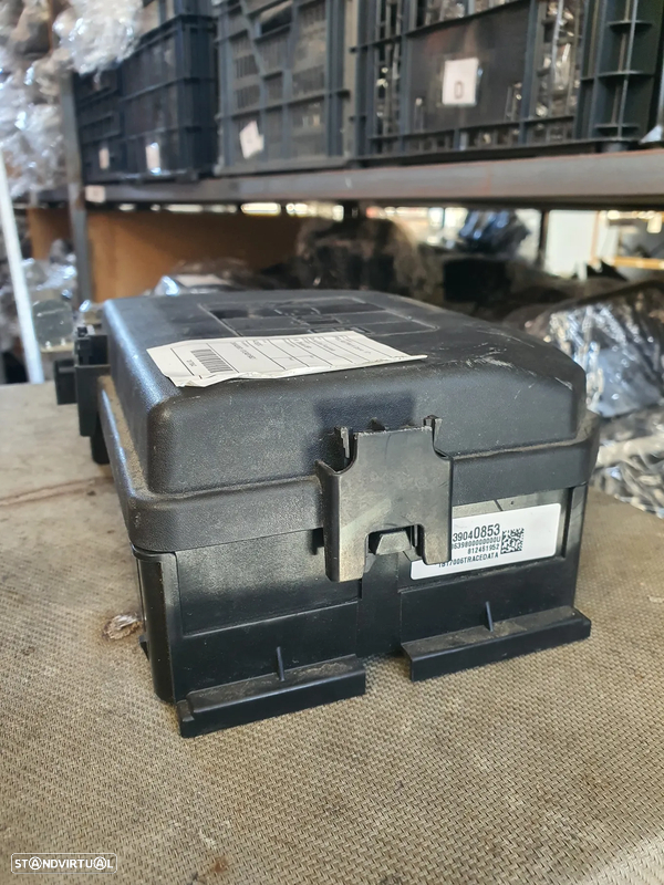 CAIXA FUSIVEIS OPEL ASTRA K / 39040853
