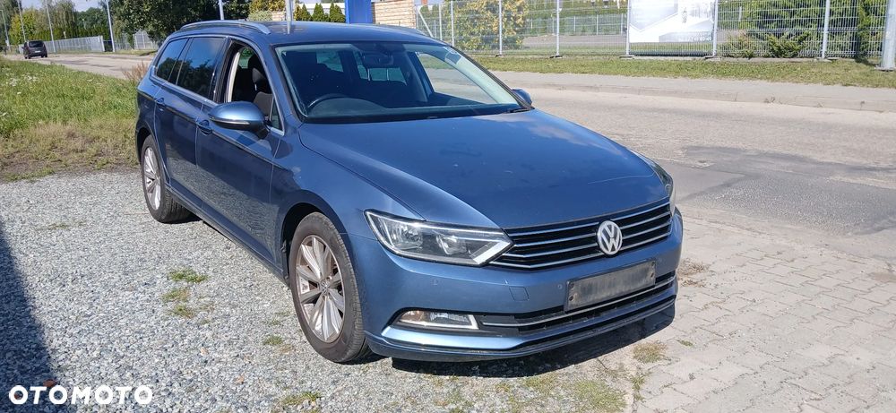 Volkswagen Passat 2.0 TDI (BlueMotion Technology) Comfortline - 1