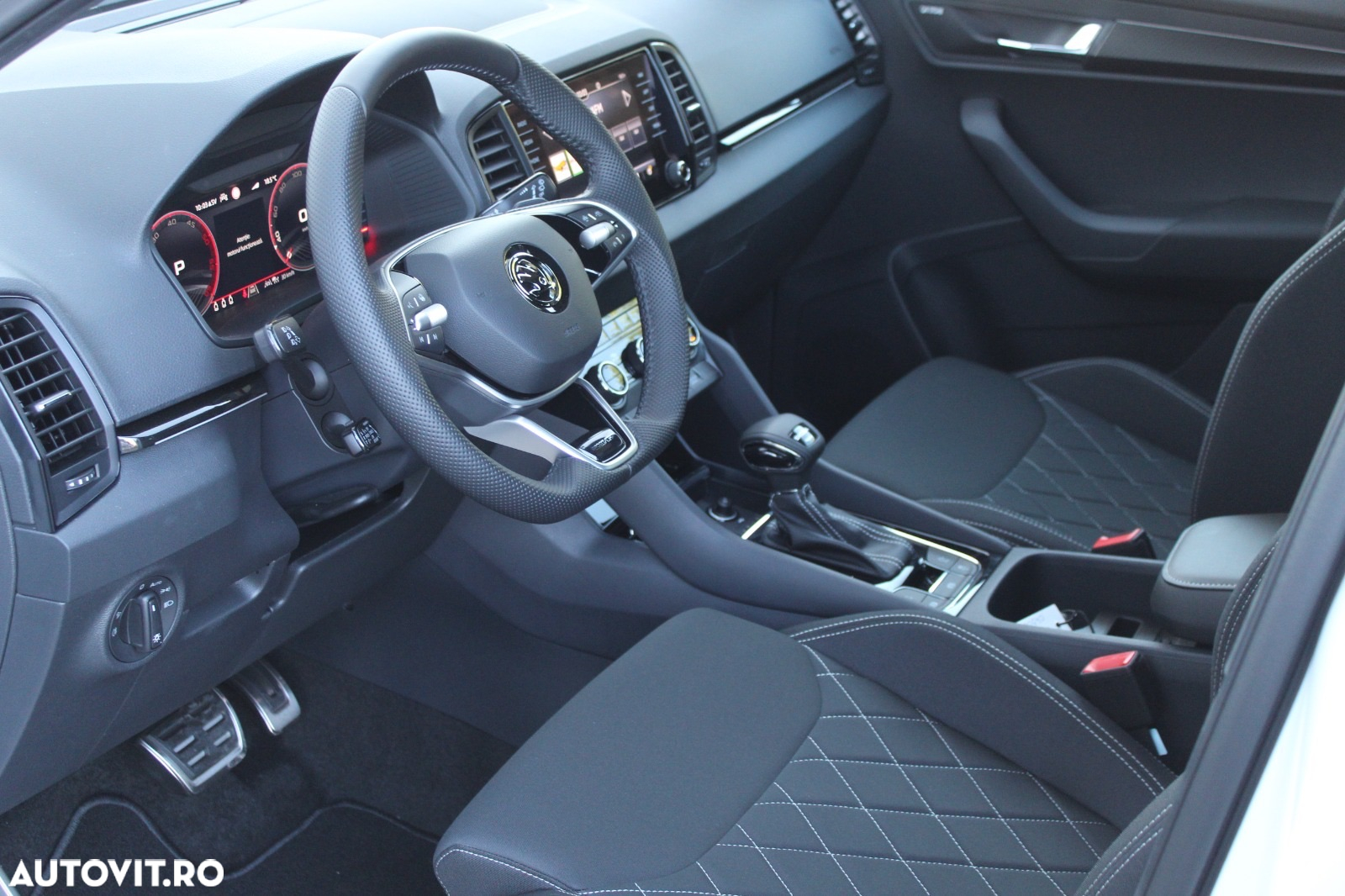 Skoda Karoq 2.0 TDI 4X4 DSG Sportline - 9