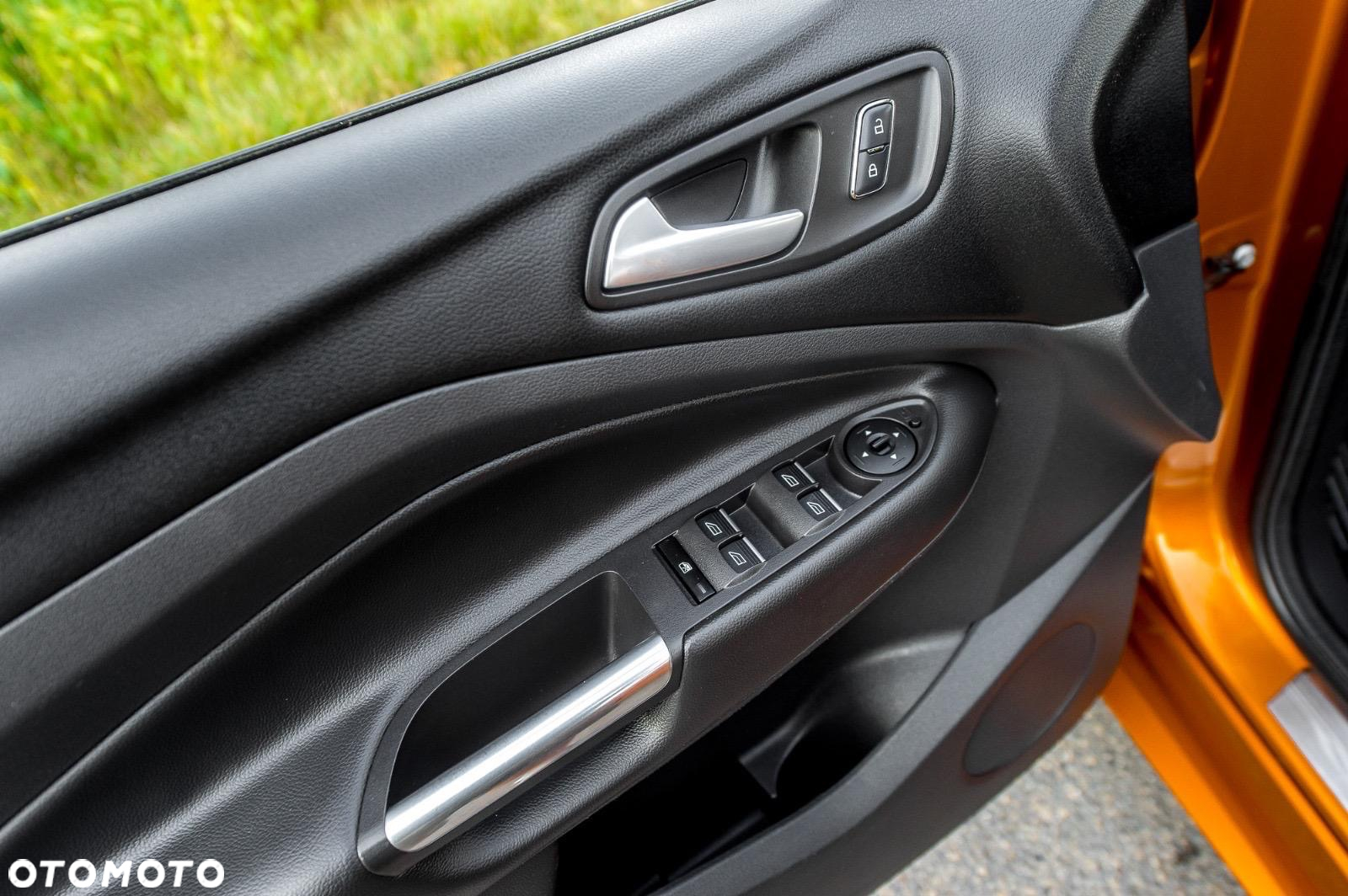 Ford Kuga 2.0 TDCi 4WD Titanium Plus - 19