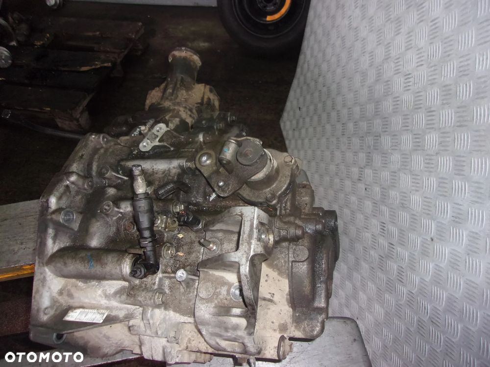 SKRZYNIA BIEGÓW FIAT SEDICI 1.9 DDIS 79JB 4x4 REDUKTOR - 2