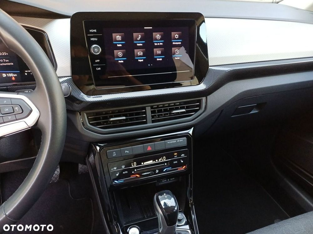 Volkswagen T-Cross - 19