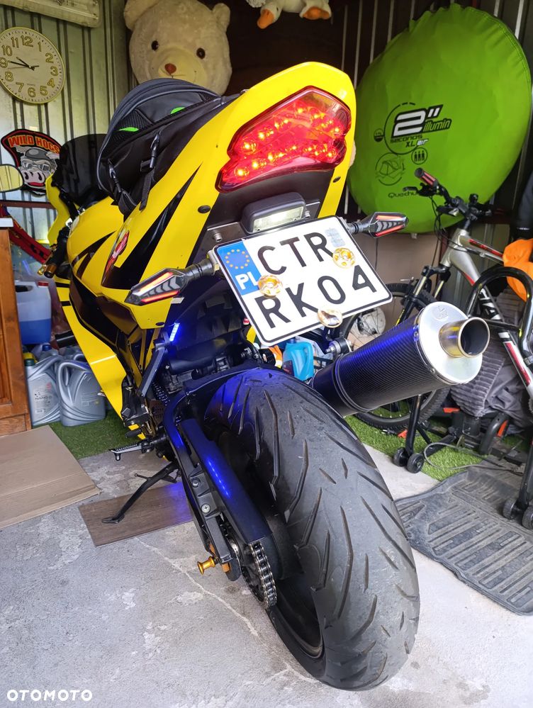 Suzuki GSX-R - 2