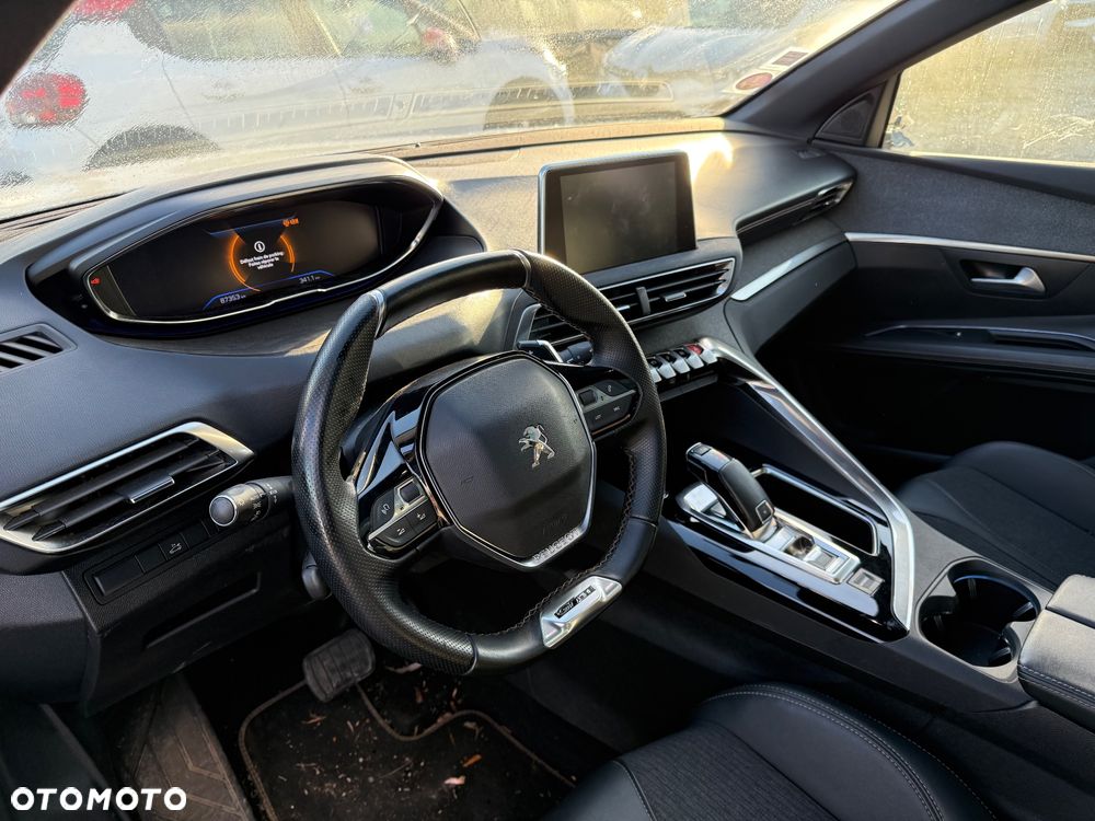 Peugeot 3008 - 5
